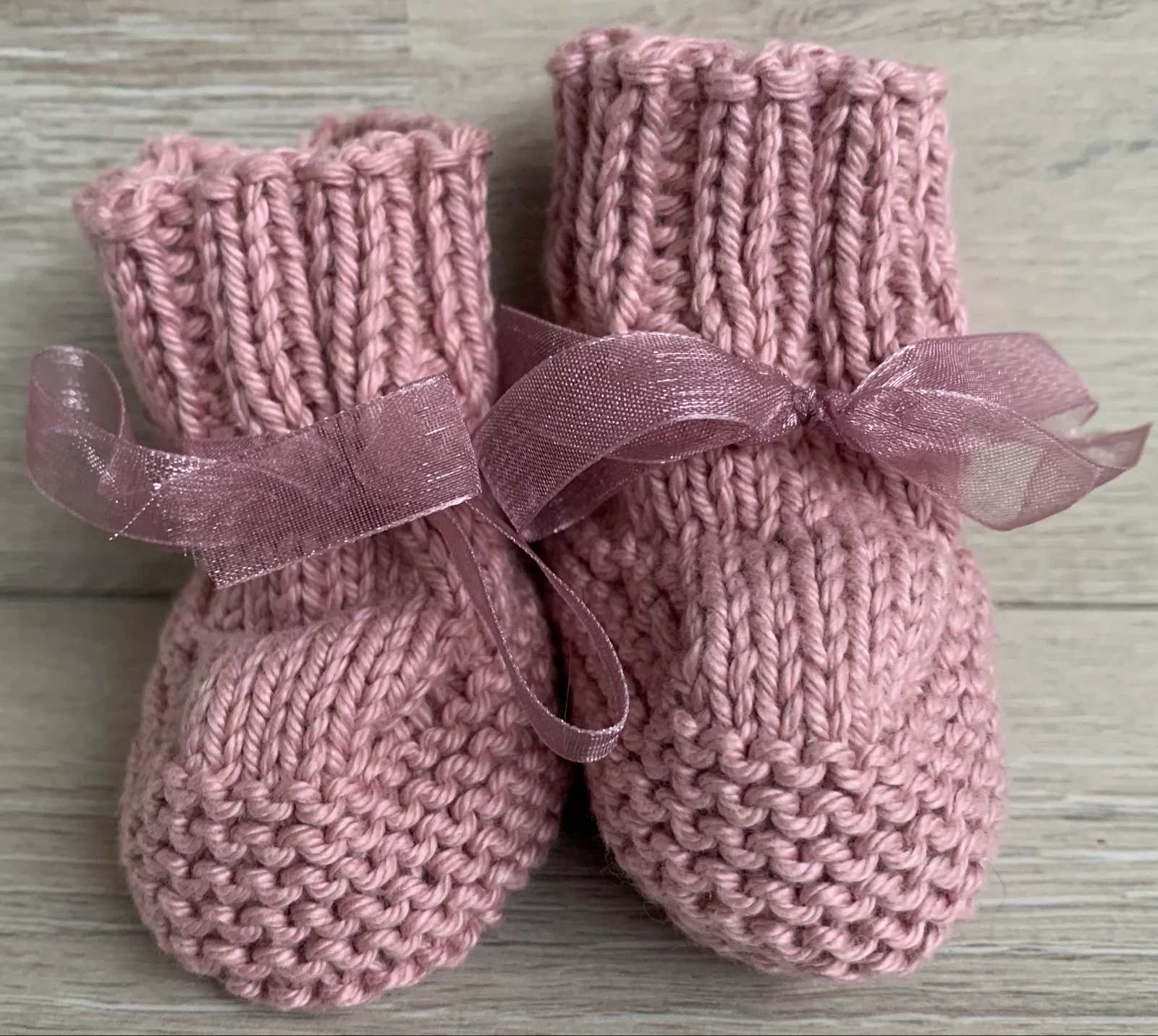 Baby hat and slippers 0/3 months – photo 3